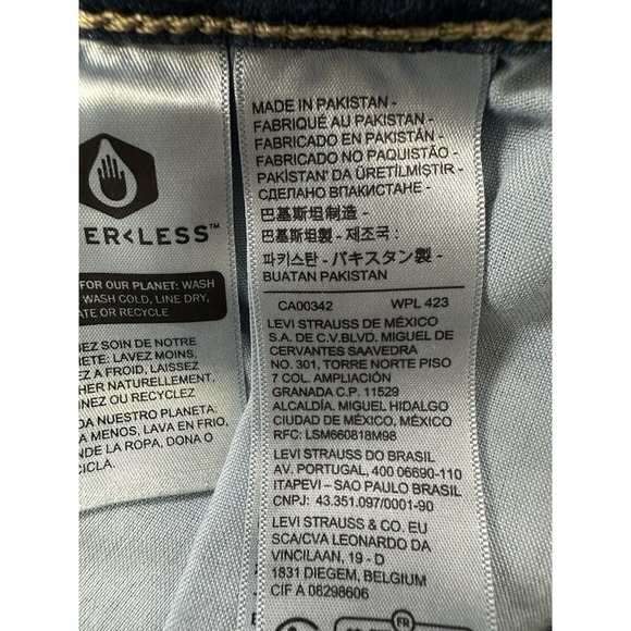 Levi's Boyfriend Jeans Women 31 Medium Wash Blue Denim Distressed Casual Stretch - Picture 5 of 12